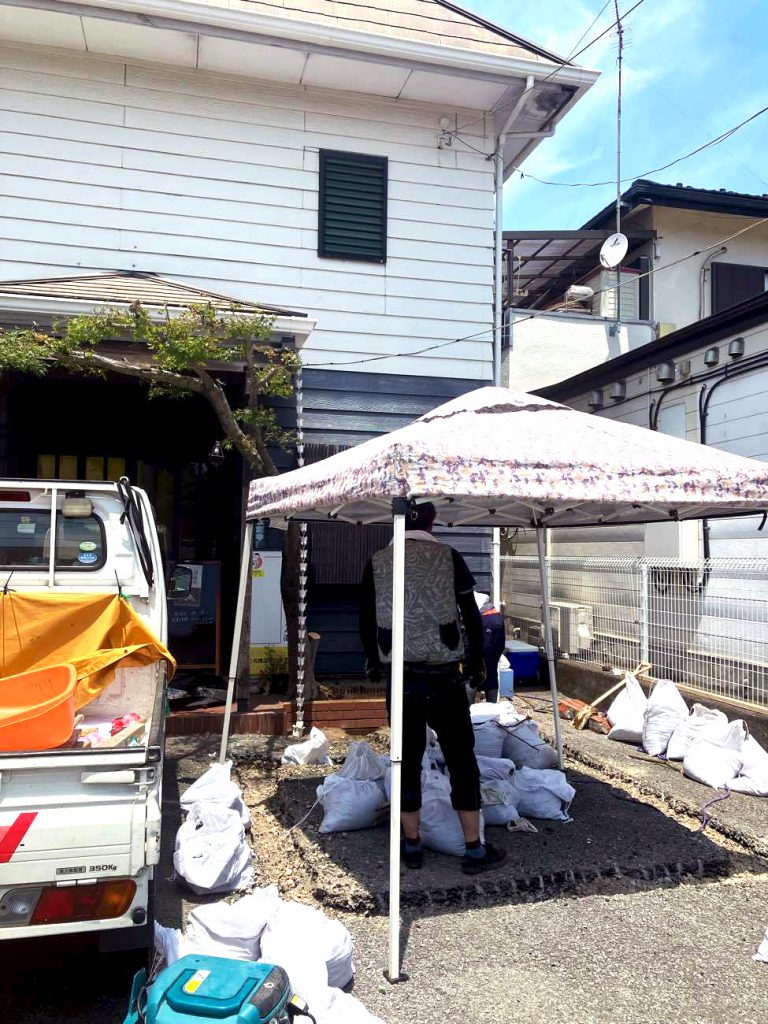 柏市青葉台　居酒屋『あがりね』さんの焼き鳥ブース増築工事施工例