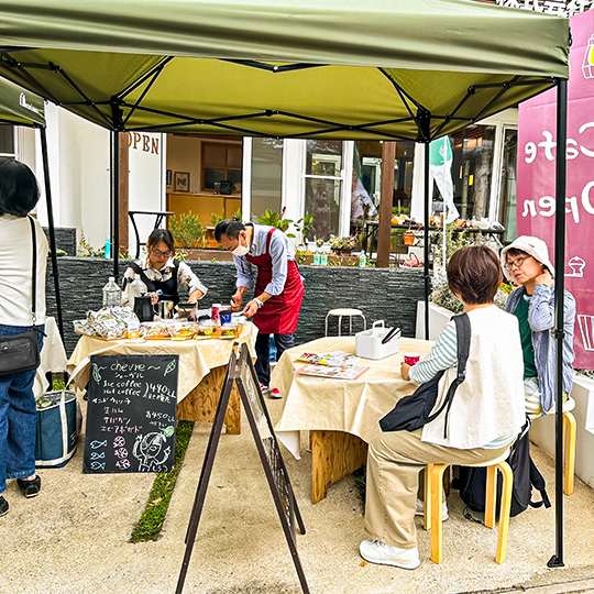 松戸支店イベント ― テント設営で地域の方々と交流