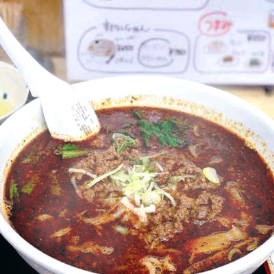 業者さんに教えてもらって美味しい担々麺食べてきました！